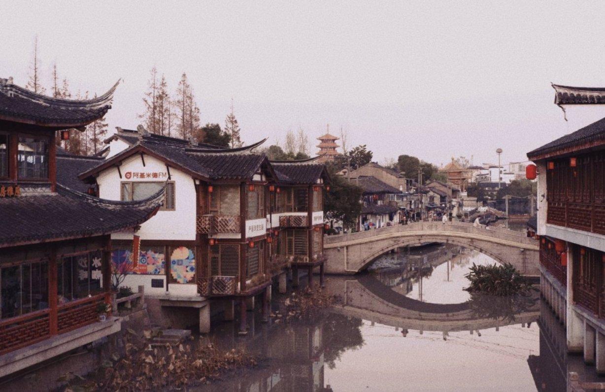 江西铅山法院：从制裁到治理，“多元共执”助推绿水青山保护